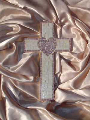 Mosaic Cross ~ Heart in Mauve